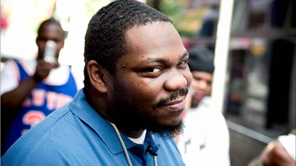... associate Beanie Sigel was sentenced to two years in prison for failure to file federal income-tax returns for 2003-2005. Sigel (real name Dwight Grant) ... - beanie-sigel