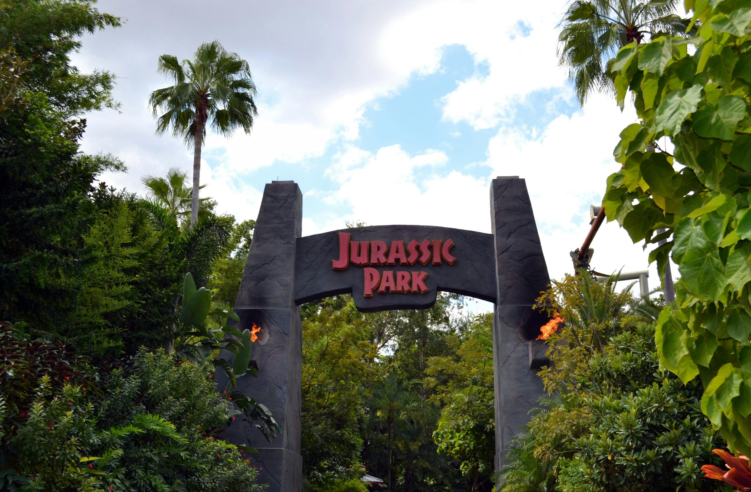 Rupert Friend And Scarlett Johansson to Team for New Jurassic World Movie - Vimarsana News